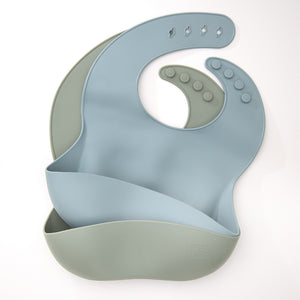 
            
                Load image into Gallery viewer, Baby bib green &amp;amp; blue
            
        